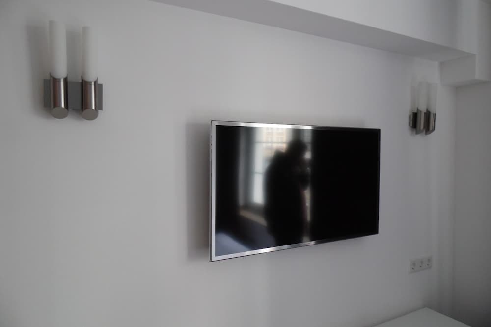 Double Room - Photo 14