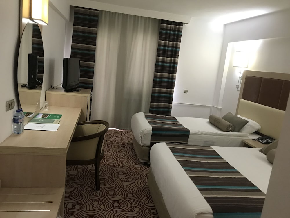 Standard Double Or Twin Room, Lake View