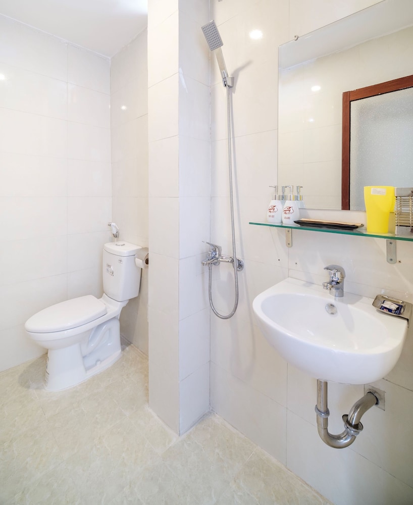 Sunny Standard Double Room - Photo 5