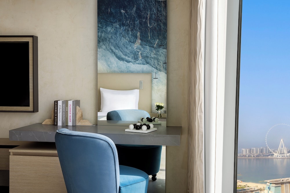 Premium Room, 2 Twin Beds, Sea View thumbnail 6