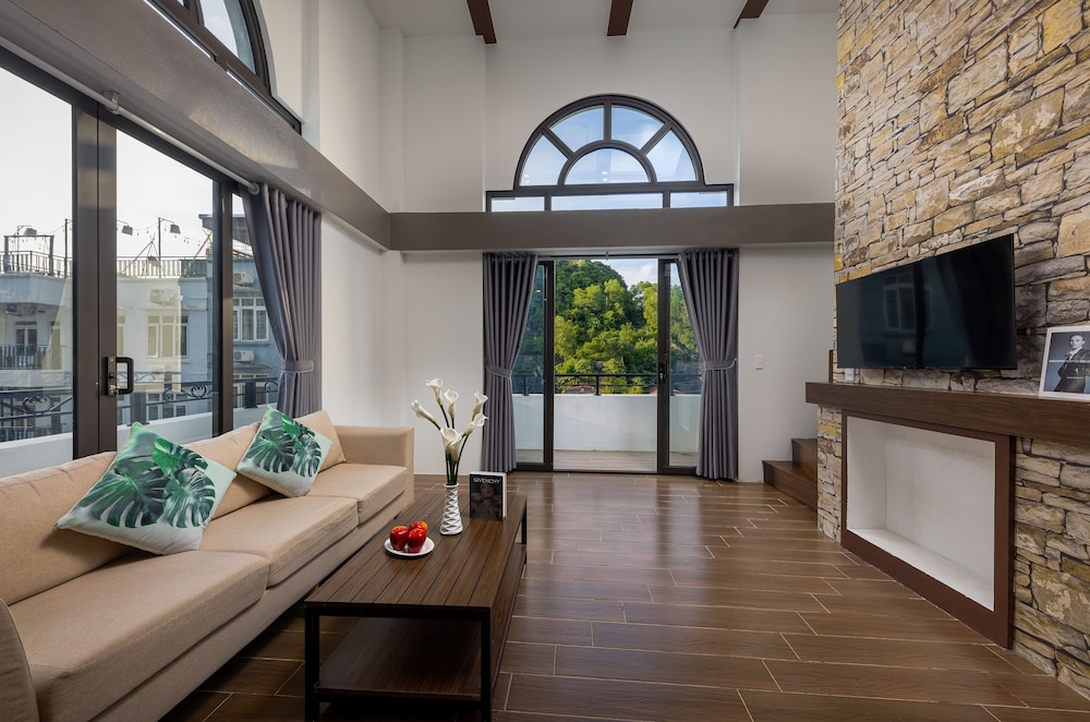 Premium Penthouse photo 3