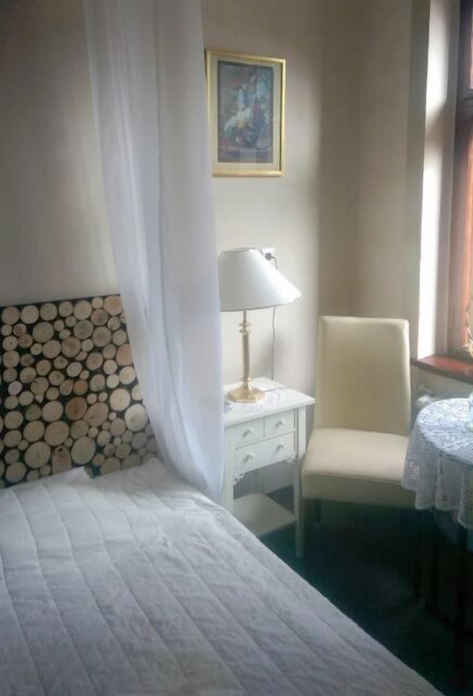 Single Room photo 1