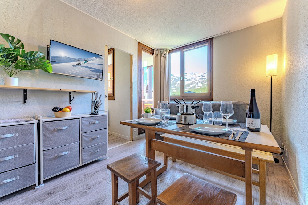 Deluxe Apartment, Balcony, Mountain View photo 1