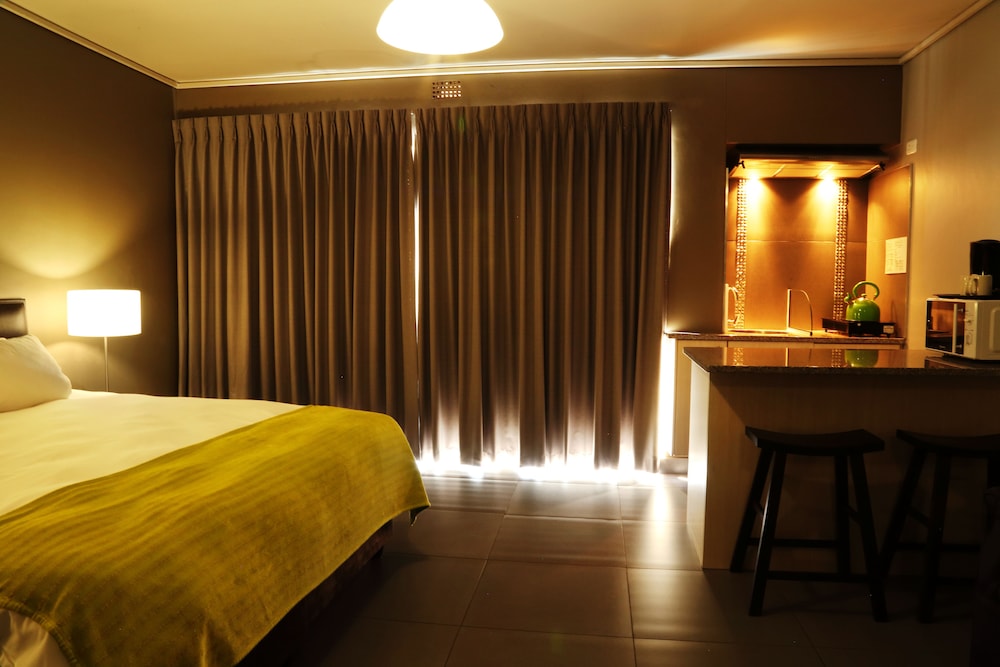 Grand Room, Kitchenette, Sea View photo 2
