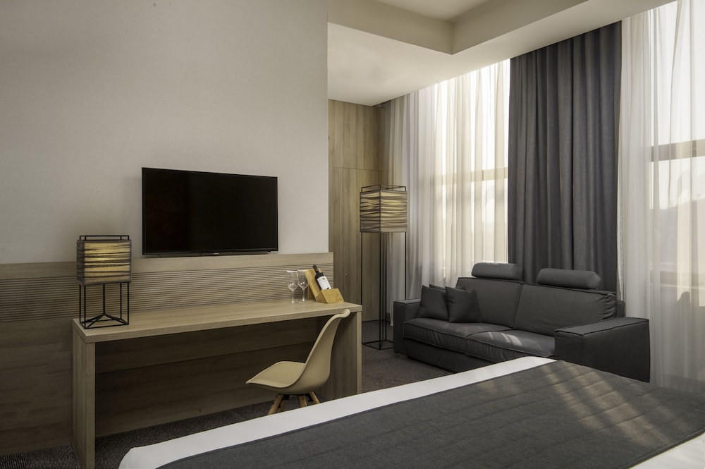 Executive Room photo 2