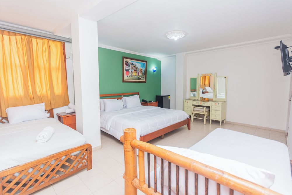 Superior Quadruple Room, Multiple Beds, Air conditioning photo 2