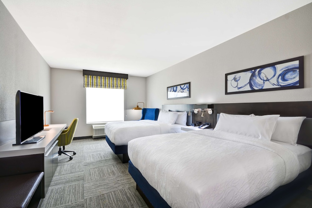 Room, 2 Queen Beds, Accessible Roll In Shower, Non Smoking photo 1