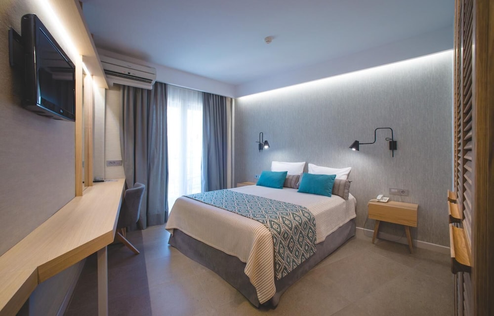 Double Room, Mountain View - Photo 16