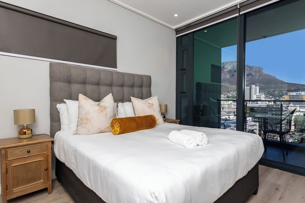 Executive Apartment, Balcony, City View