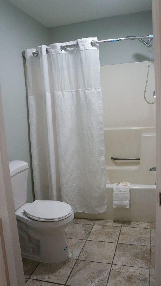 Single Room, 2 Queen Beds - Photo 22