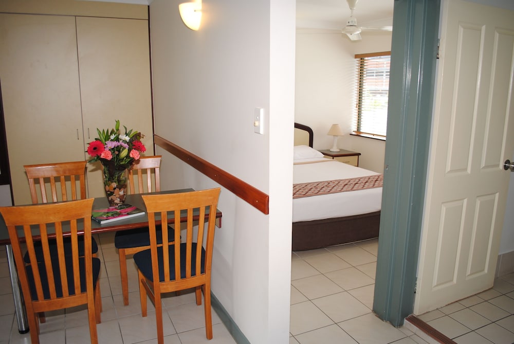 Family Room - Photo 1