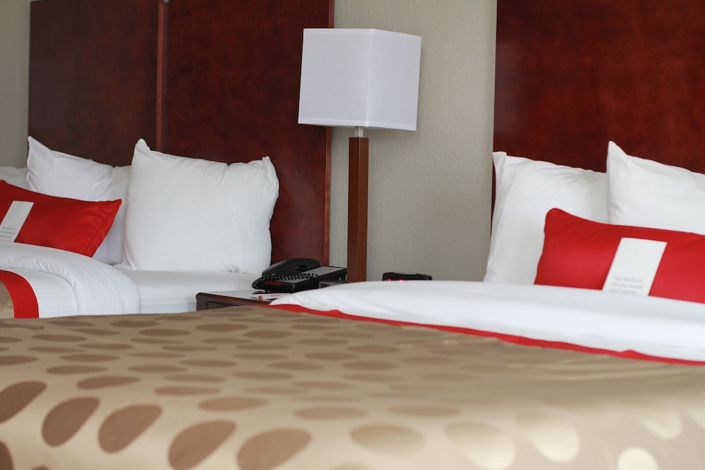 Room, 2 Queen Beds, Non Smoking - Photo 2