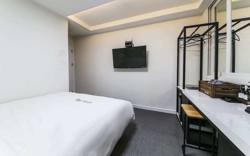 Standard Room photo 3