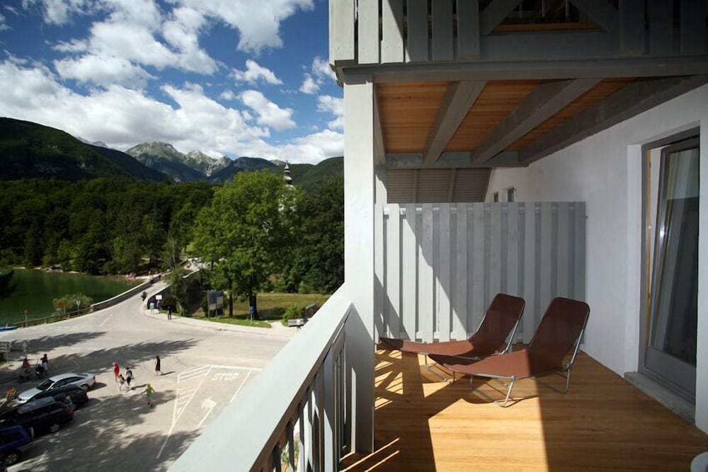 Superior Double or Twin Room, Balcony - Photo 18
