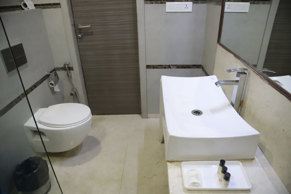 Suite, 1 Double Bed photo 2