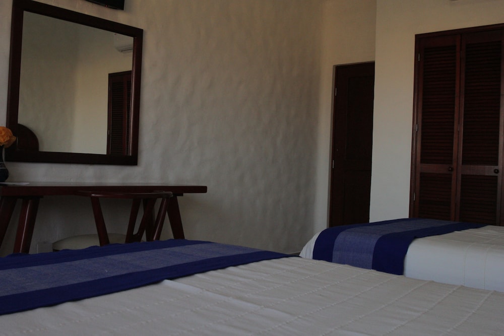 Standard Room - Photo 7