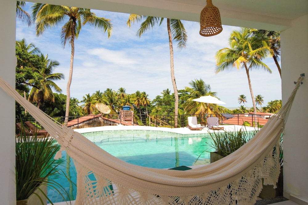 Superior Suite, Pool View photo 3