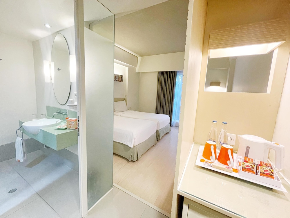 Room, 2 Twin Beds (HARRIS) - Photo 5
