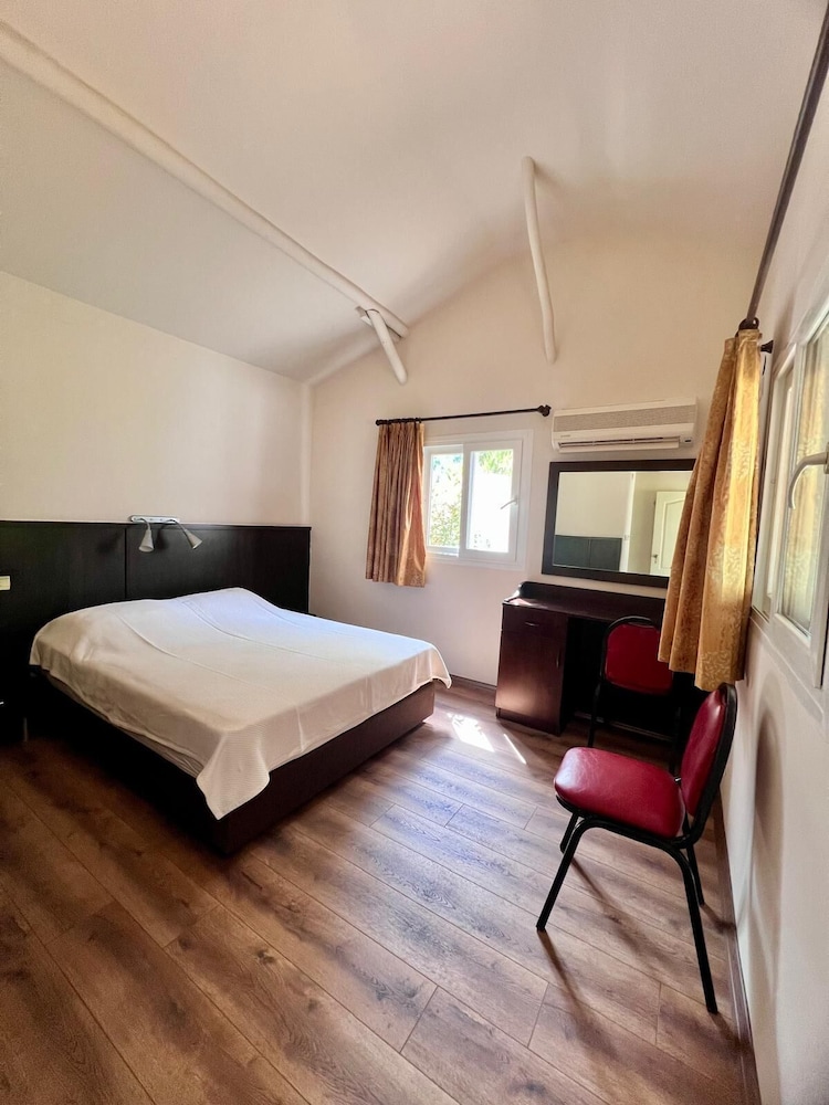 Romantic Double Room, Patio, Bay View photo 1