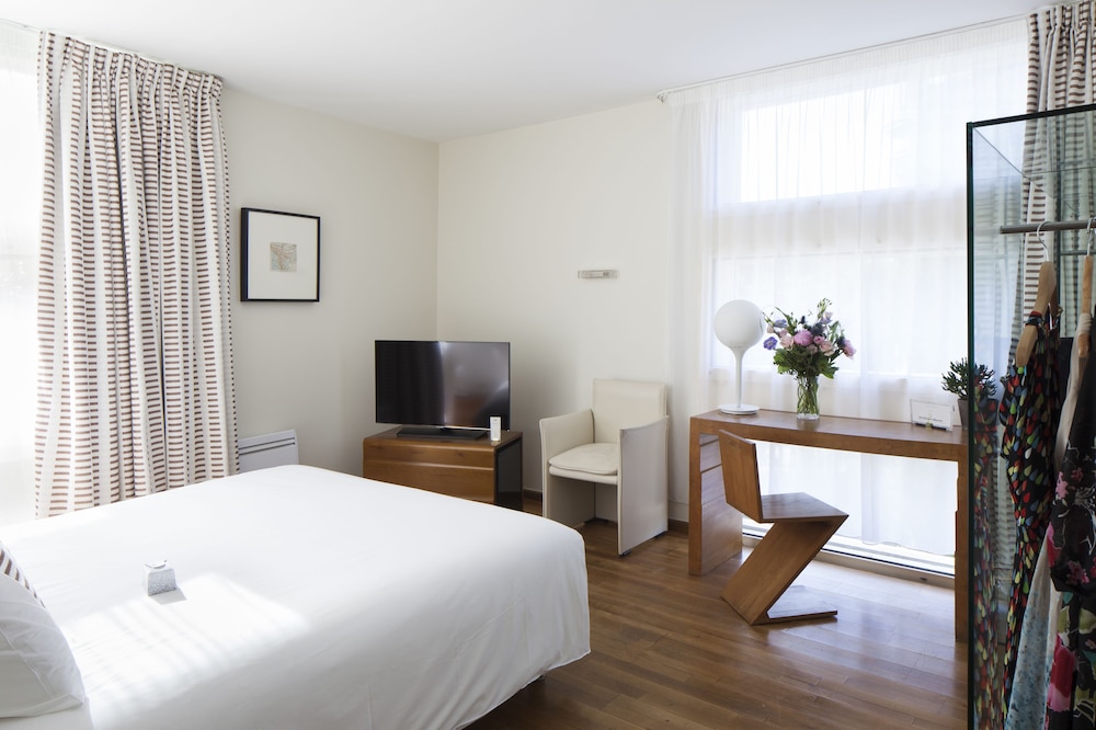 Superior Room - Photo 1