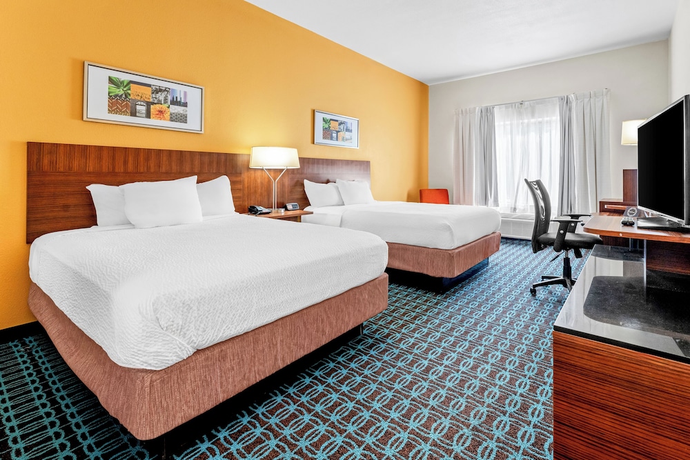 Standard Room, 2 Queen Beds, Non Smoking - Photo 1