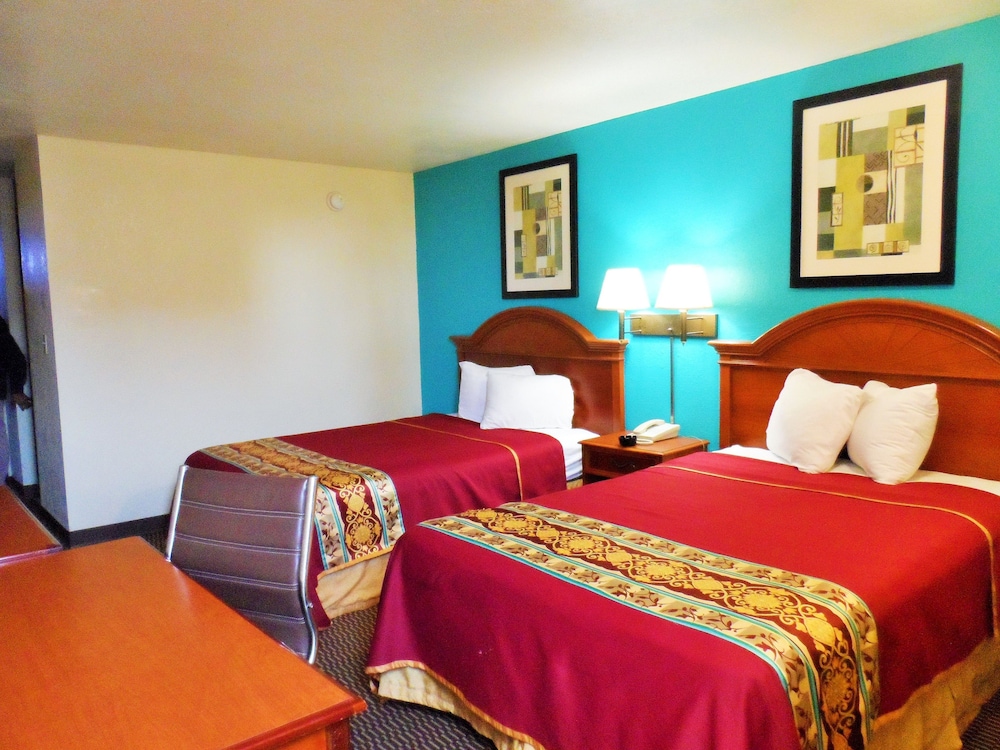 Standard Double Room, 2 Double Beds, Non Smoking