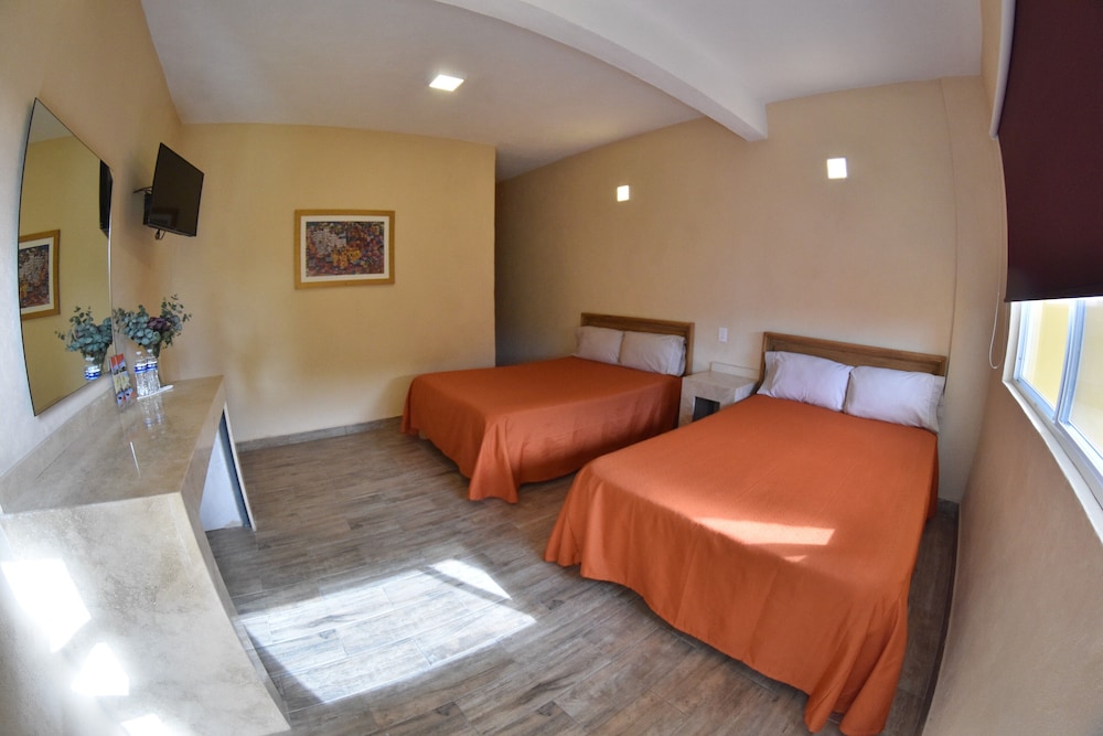 Standard Room, 2 Double Beds photo 1