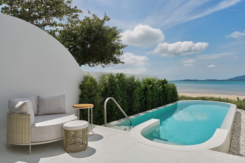 2 Bedrooms Beachfront Duo Pool Suite, 2 King Beds