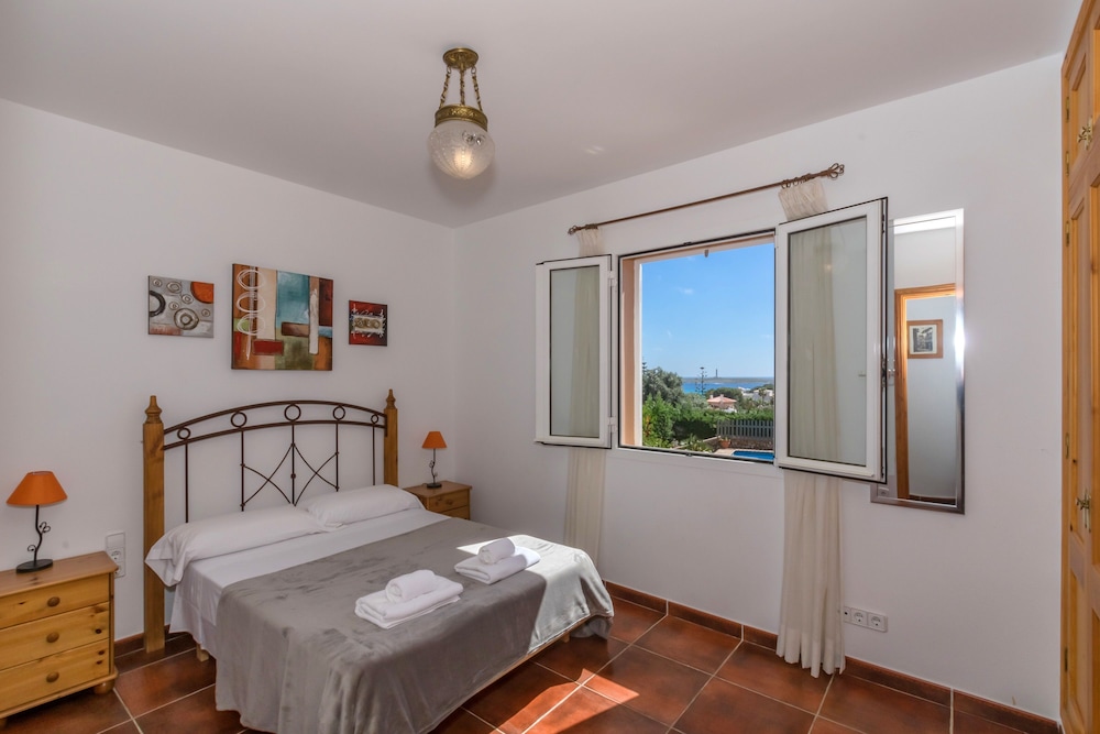 Villa, 4 habitaciones, piscina privada, vista al mar