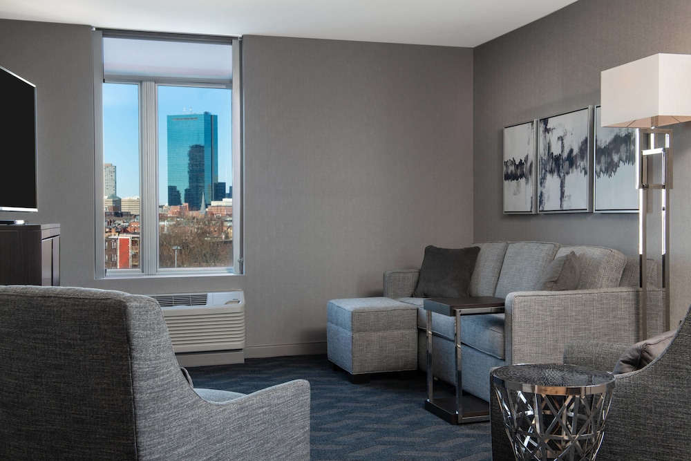 Suite, 1 Bedroom photo 3