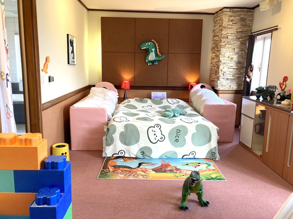 Dinosaur Room, Non Smoking - Photo 5