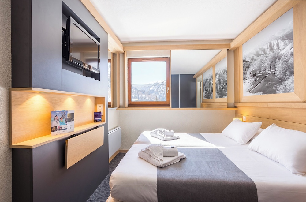 Standard Quadruple Room, 2 Bedrooms photo 3