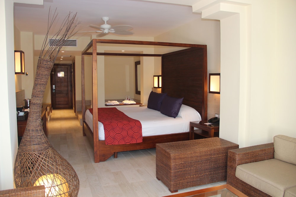 Privileged Deluxe & Swimming Pool