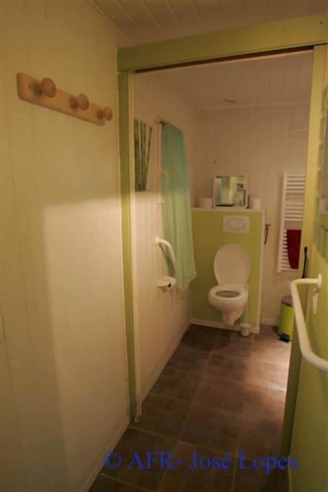 Standard Apartment, Kitchen (Clochette) photo 2