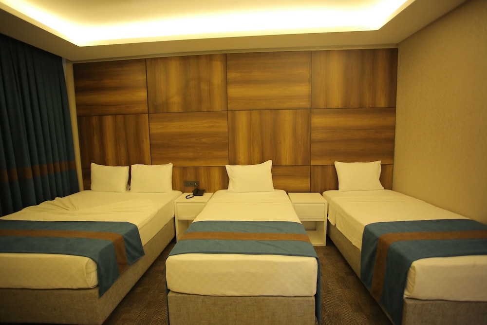 Family Room photo 1