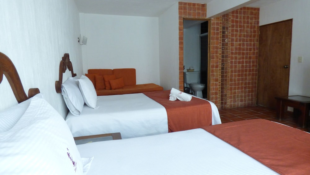 Quadruple Room, 2 Double Beds photo 1
