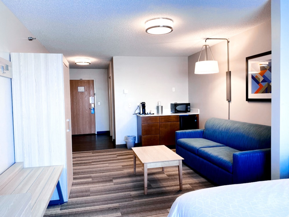 Suite, Multiple Beds, Accessible (Communications) - Photo 3