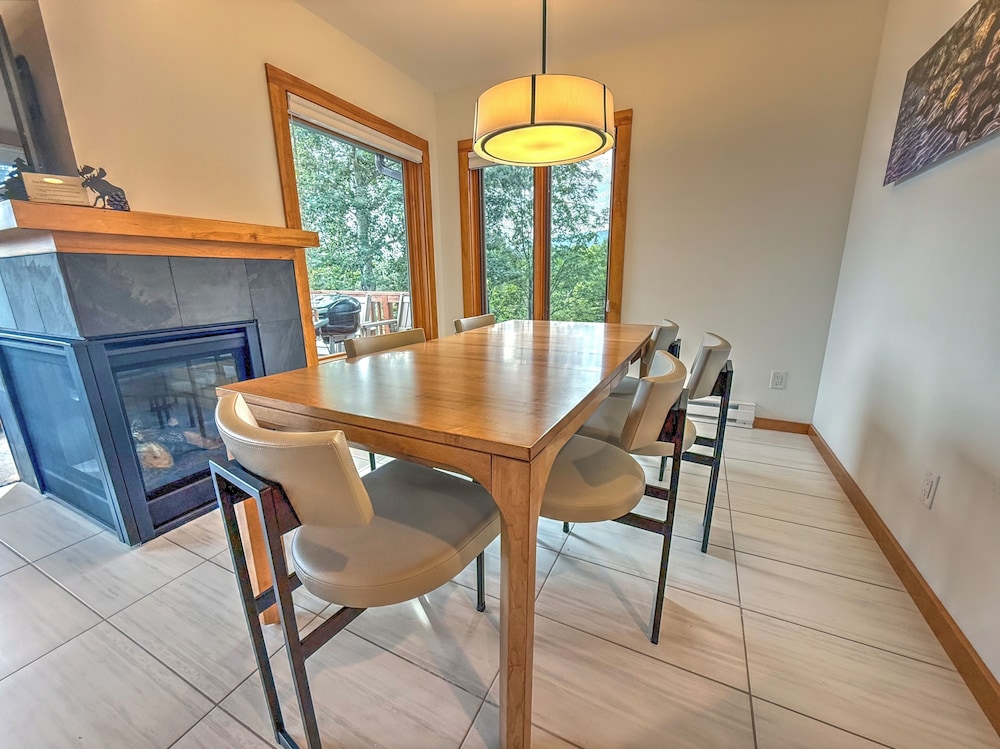 Quadruple Room (Ridge & River 1 Bedroom Condo w/ loft) photo 3