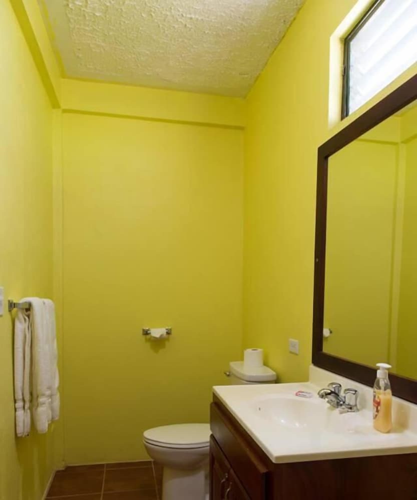 Double Room, 1 Queen Bed photo 1