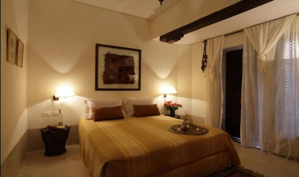 Luxury Suite photo 2