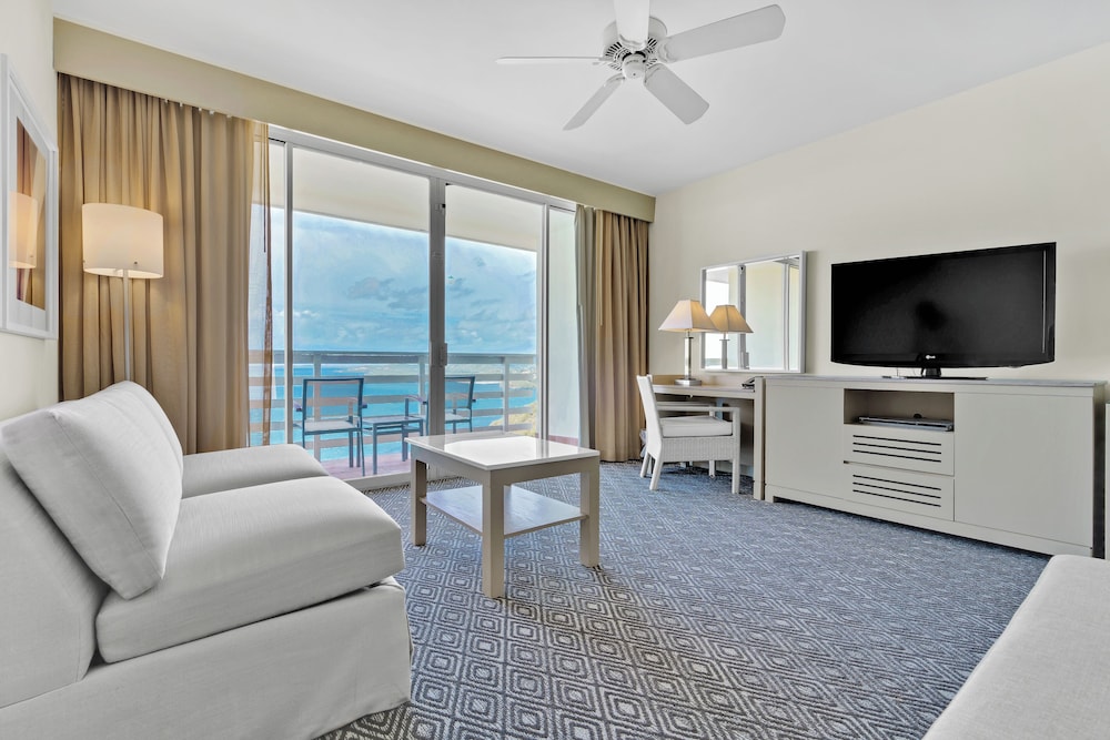 Superior Room, 1 King Bed, Accessible, Ocean View - Photo 2