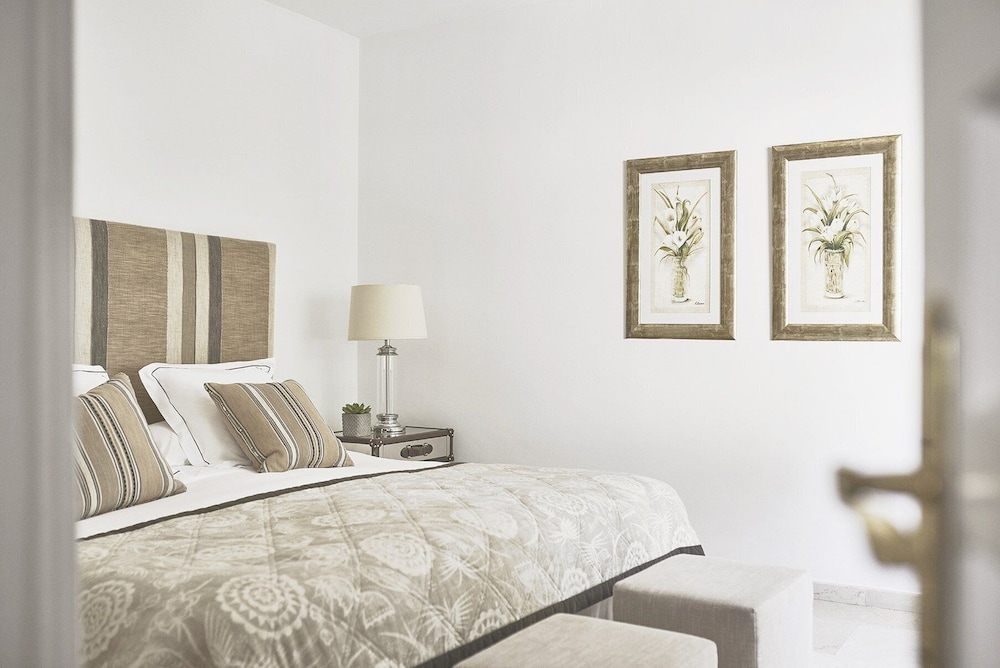 Garden Suite Garden Suite