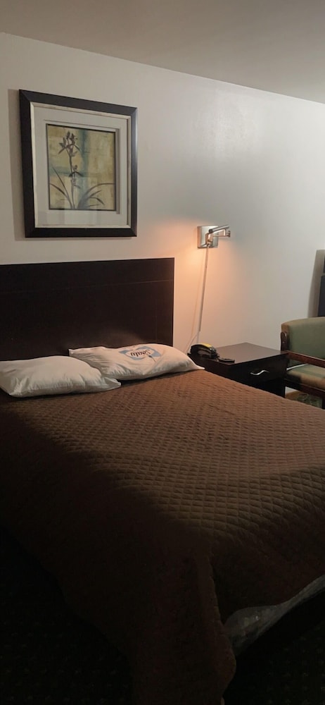 Comfort Room, 1 Queen Bed photo 1