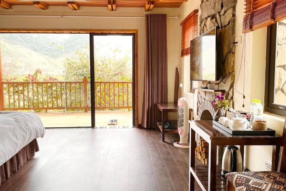 Standard Bungalow - Photo 1