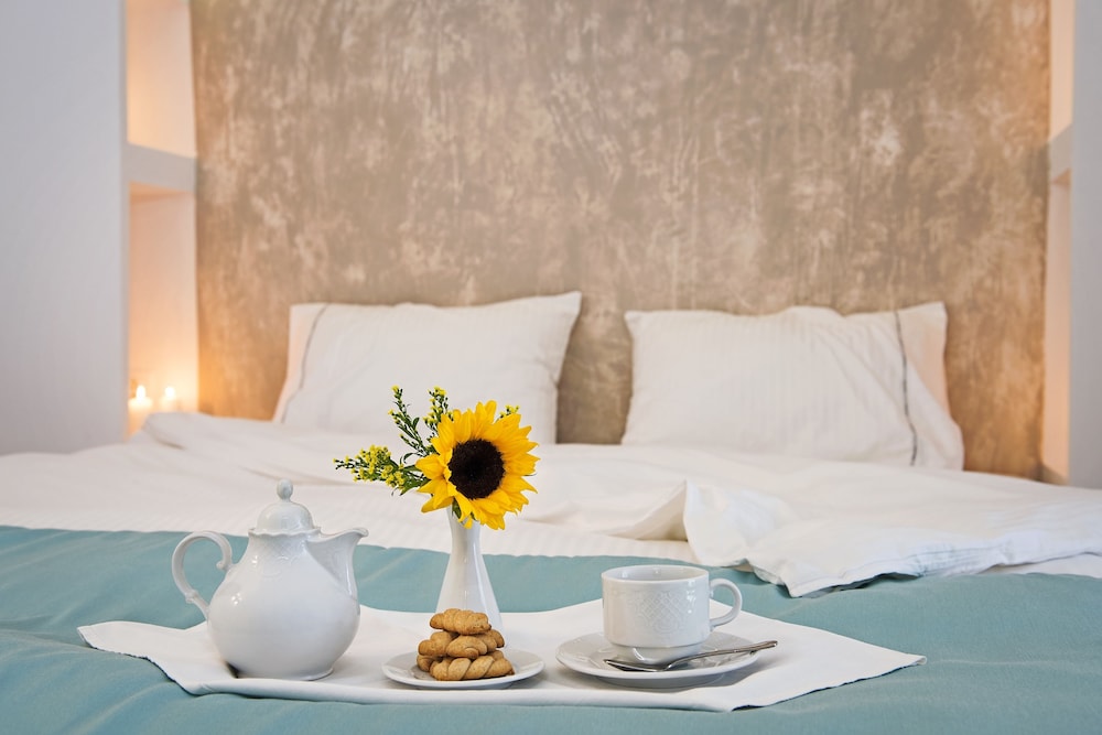 Deluxe Suite - Photo 2