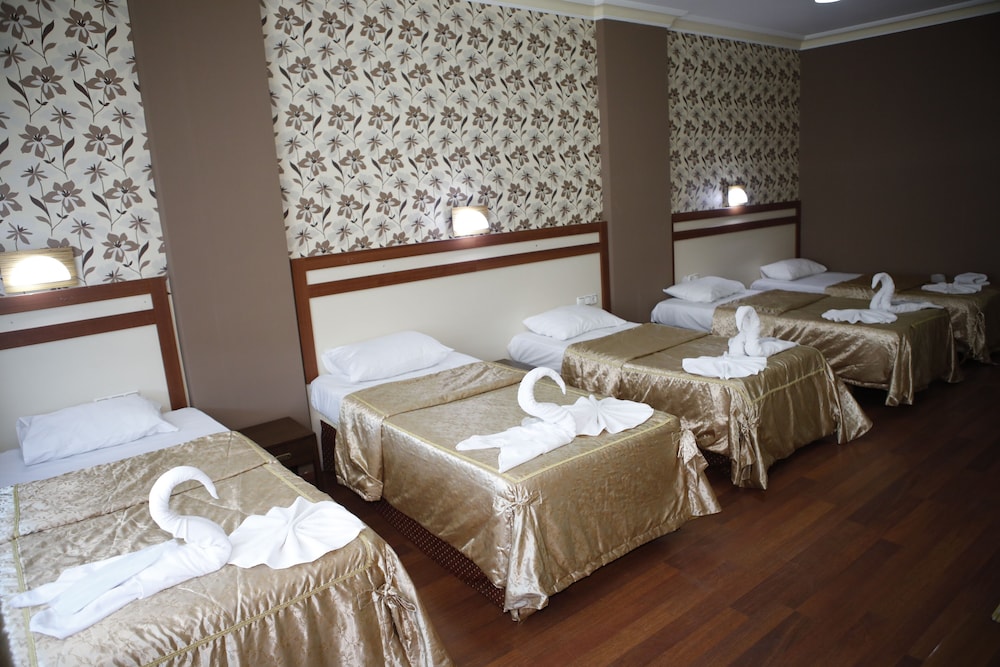 Deluxe Quadruple Room photo 2