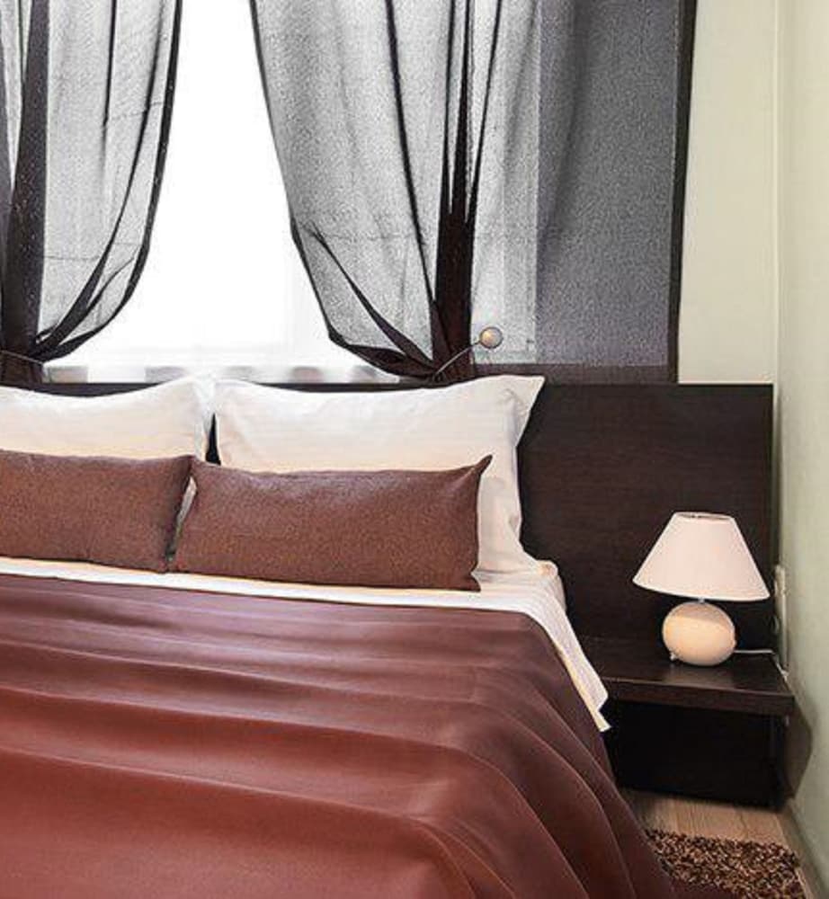 Apartment On Karpovicha 17