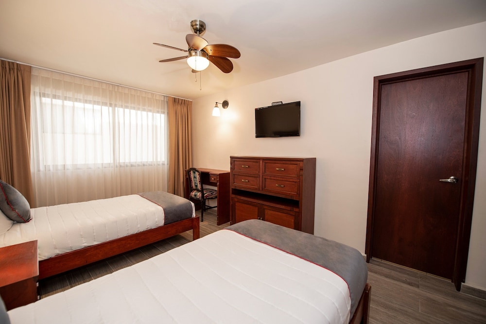 Standard Room, 2 Twin Beds - Photo 2