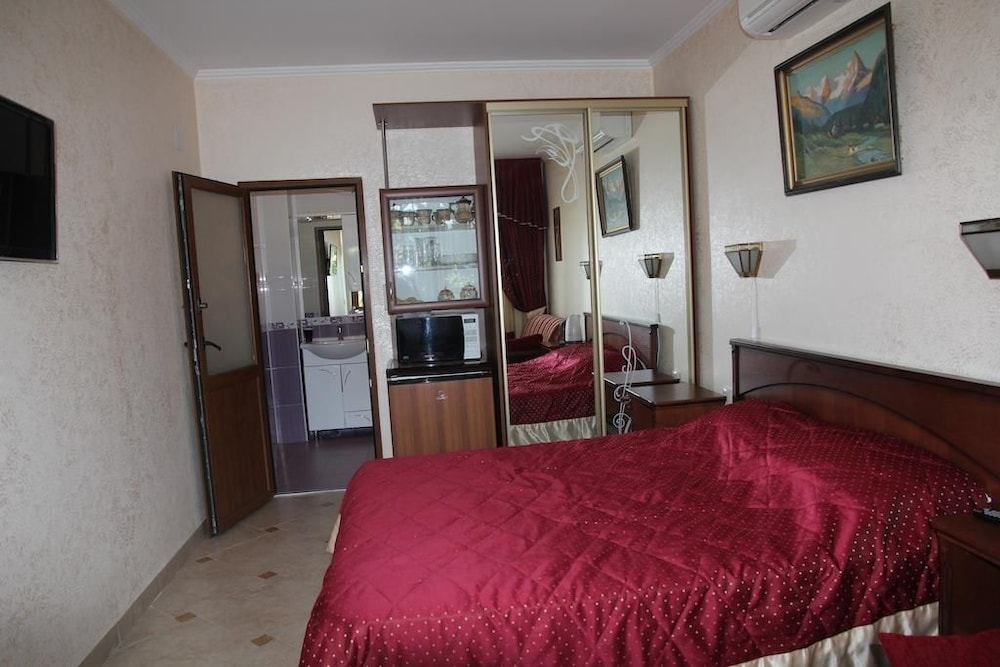 Triple Room, Balcony photo 3