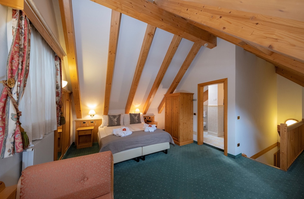 Executive Suite (Classic) photo 2